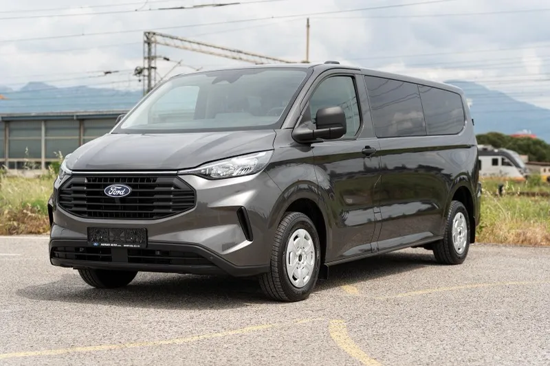 Ford Transit Custom 2025